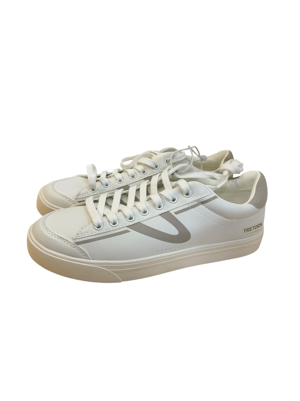 The Tretorn Serve Women’s size 9